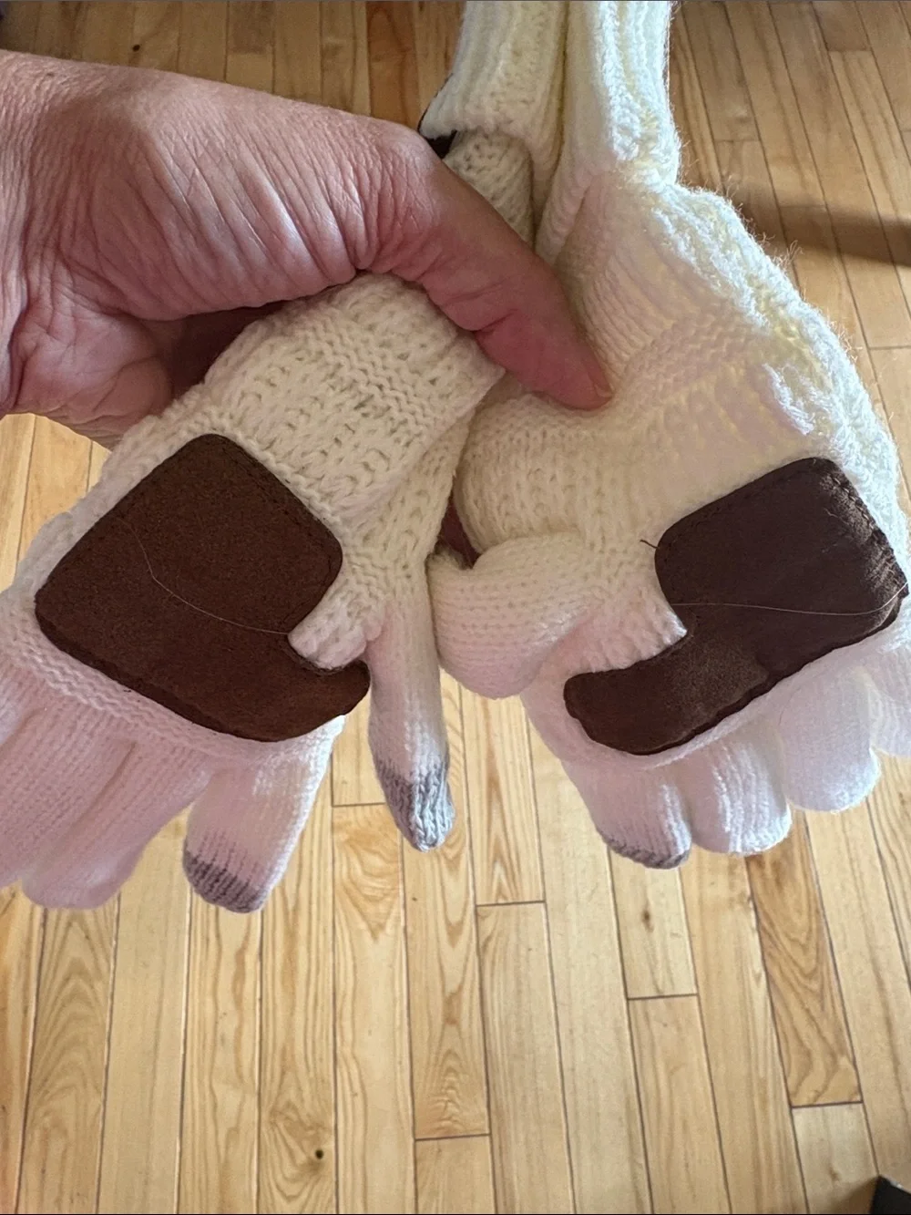 CC Boutique Cream Knit Convertible Gloves with Fold-Over Cuff